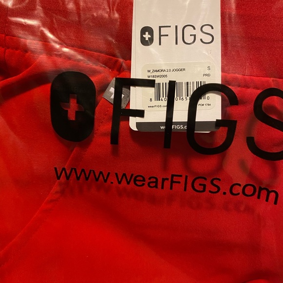 Figs Pop red Catarina and zamora  set NWT - Picture 5 of 11